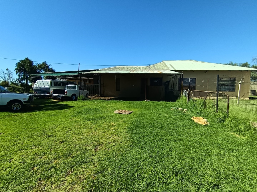 To Let 3 Bedroom Property for Rent in Bloemspruit Free State